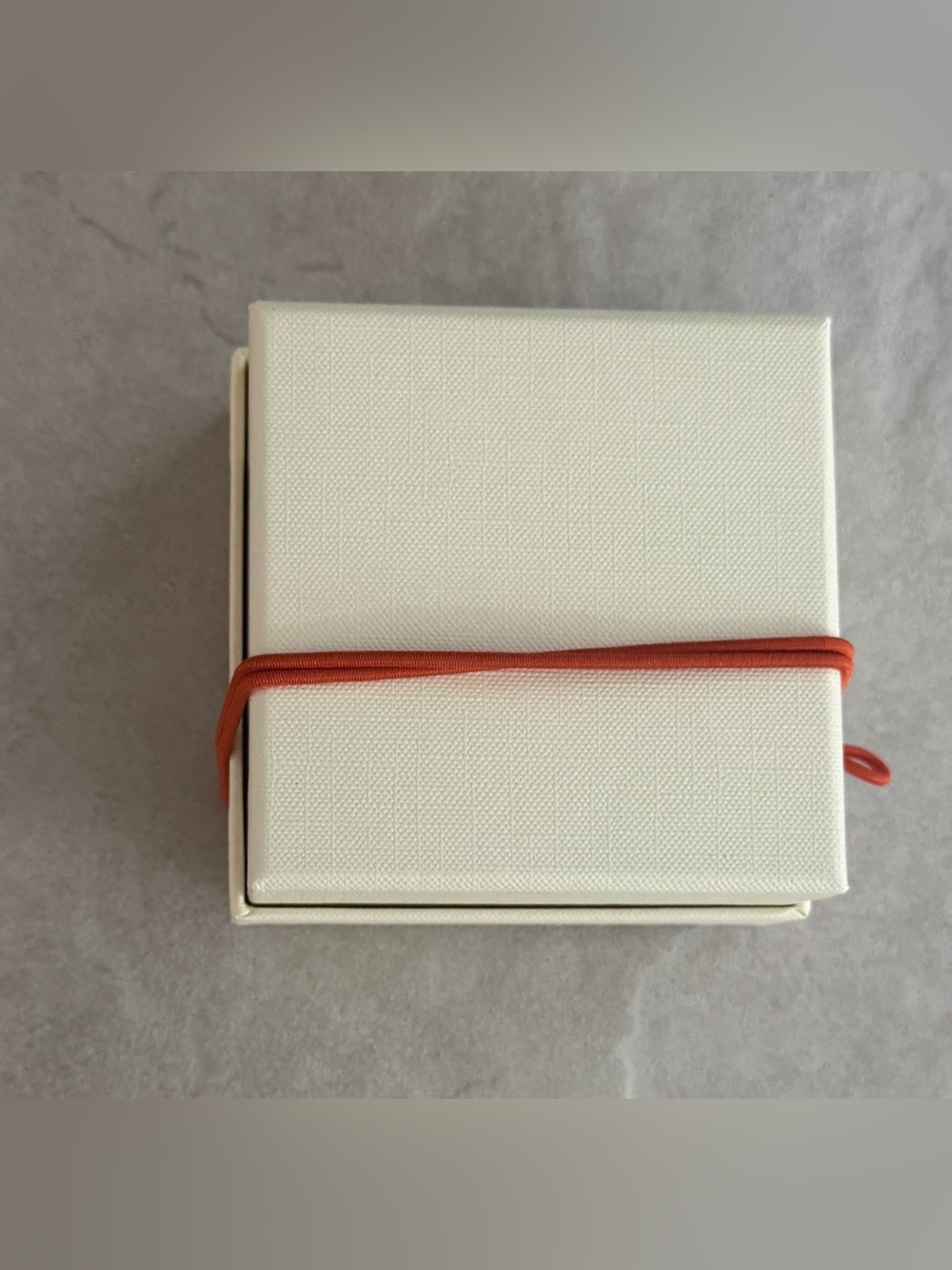 John Hardy Cream Box with Orange Square Logo (3 1/2”H x 3 1/2”W x 2”D) - Picture 4 of 5
